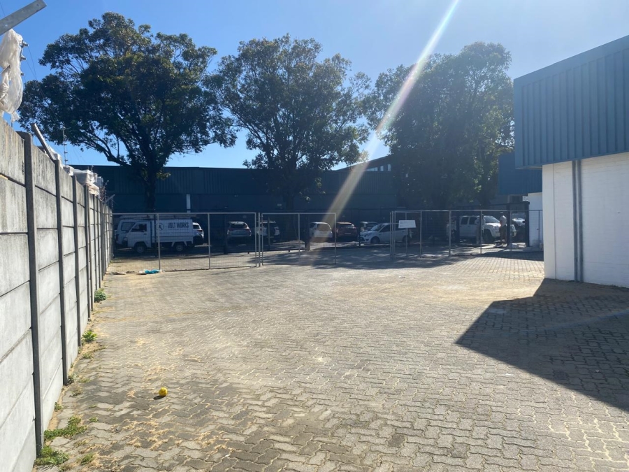 To Let commercial Property for Rent in Claremont Western Cape